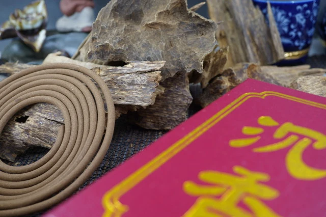 24-hour incense coils (standard version) from Hoi An, Vietnam (A)