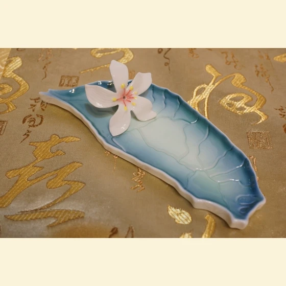Tongxin, Taiwan Affection, God Blessing Incense Holder