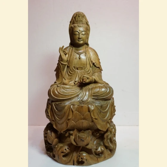 Guanyin Bodhisattva of the South China Sea - West Malaysian Agarwood