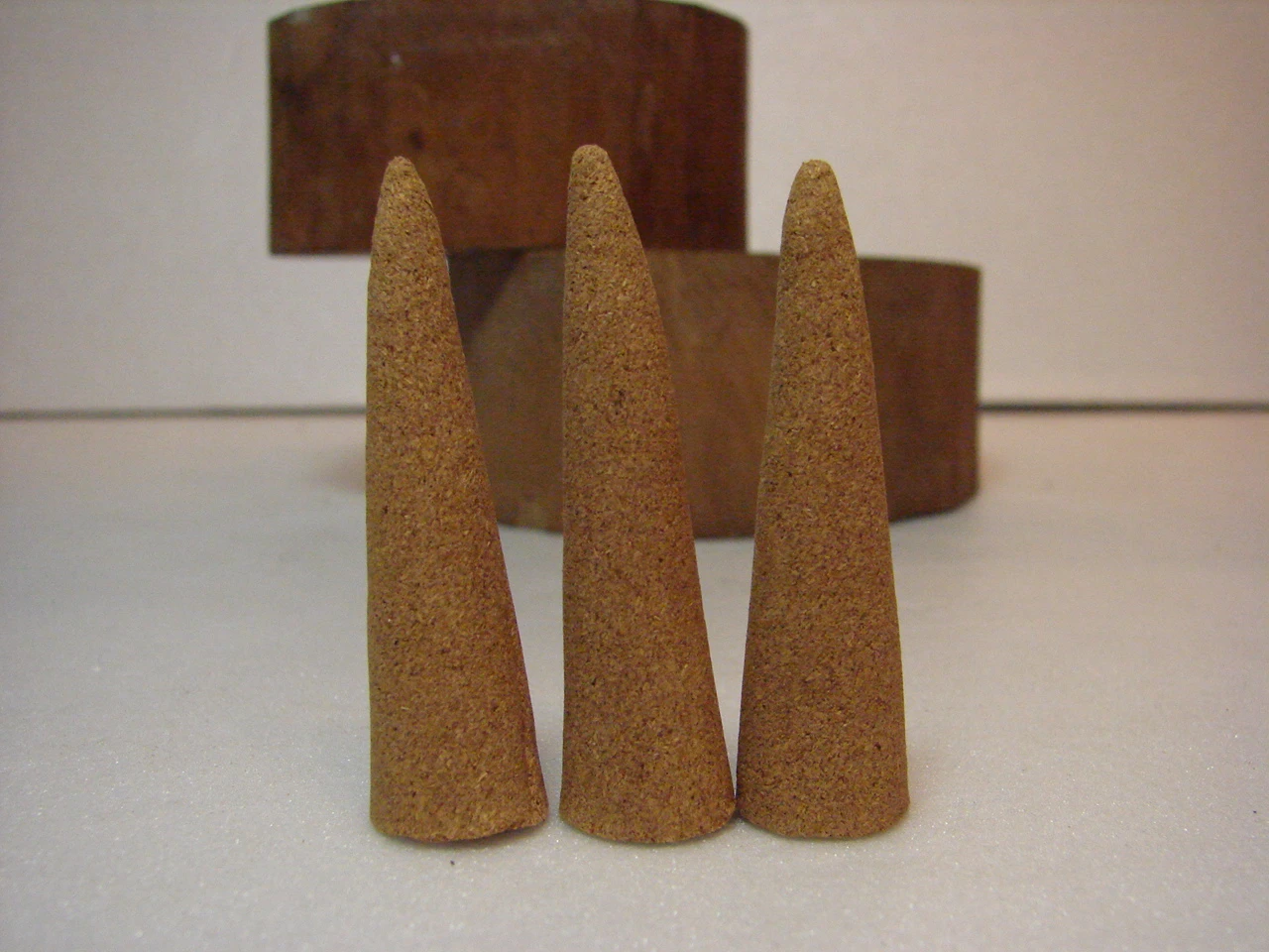 Zhenglaoshan Sandalwood Incense Pagoda / Two (37.5g)
