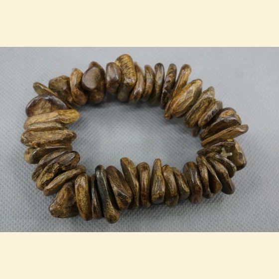 Papua irregularly shaped, heavy prayer beads, 40.7g.