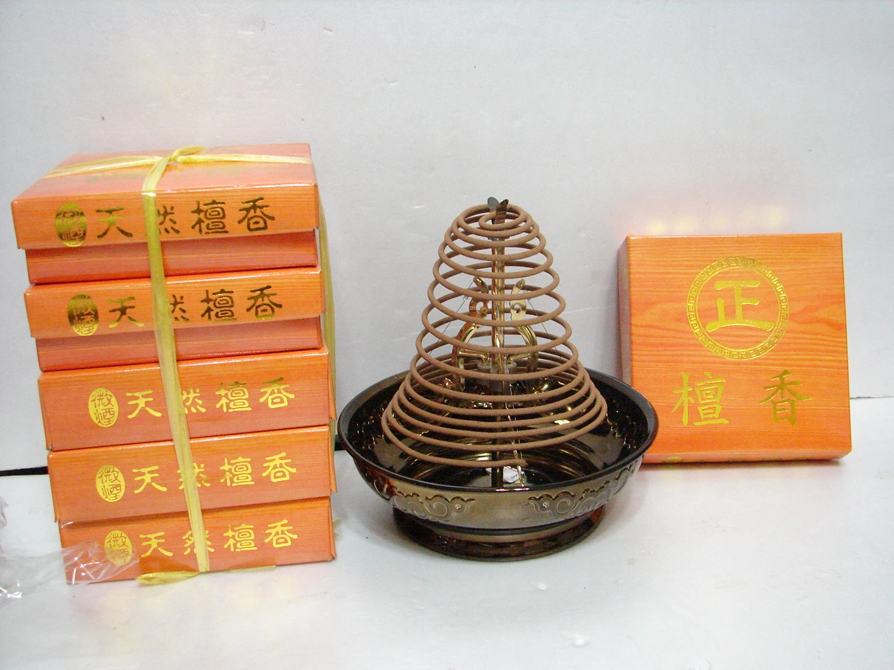 Johor Bahru Sandalwood Smoke Coil Incense 24H (H2OS)