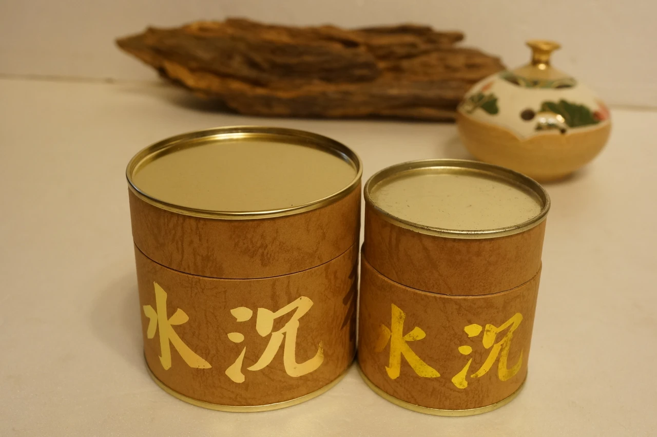 Authentic Indonesian sinking agarwood (H2023)