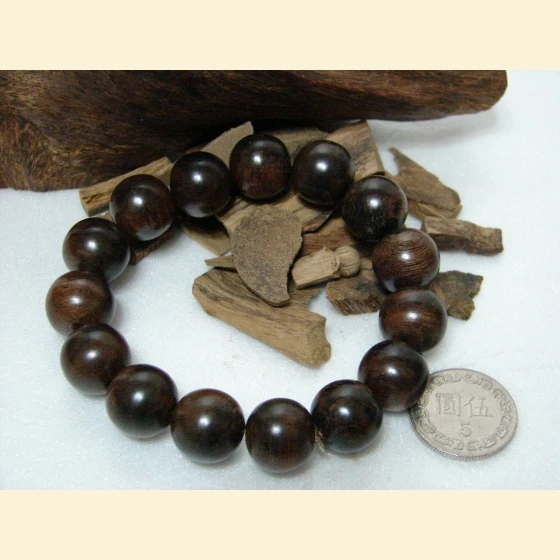 14m Deep-Sinking Prayer Beads from Jayapura, Indonesia
