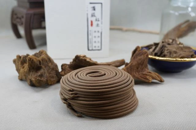 20 pieces of premium red clay incense coils