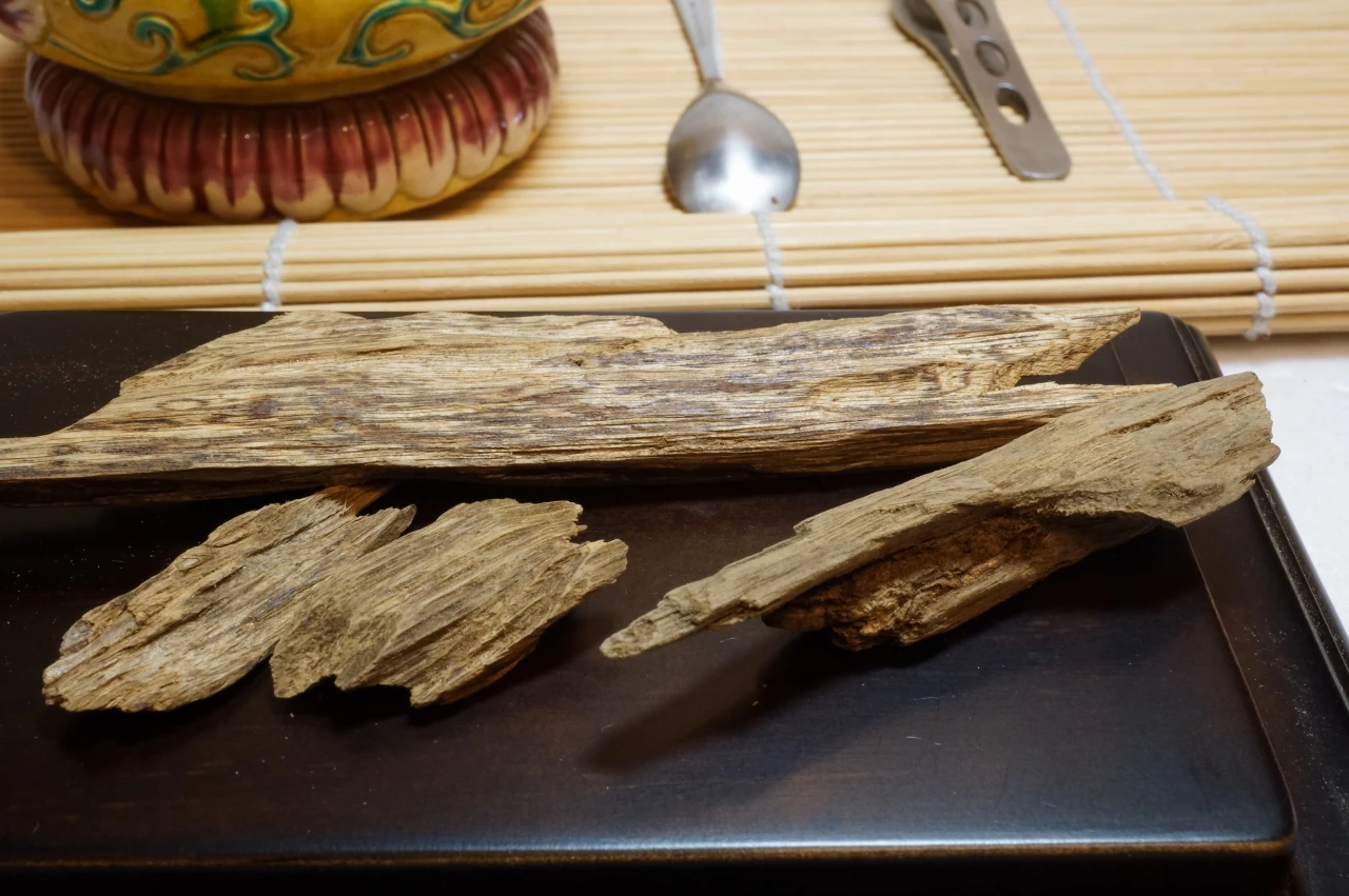 Tarakan Agarwood Slices