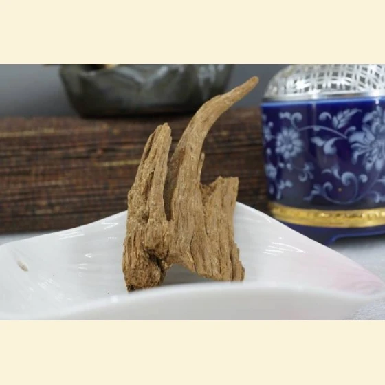 11.5g of Fusen red soil floating agarwood