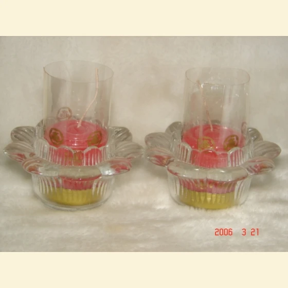 Glass lotus candle