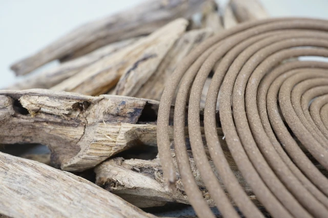 Yilian Agarwood 24H Low-Smoke Incense Coil (H40S)