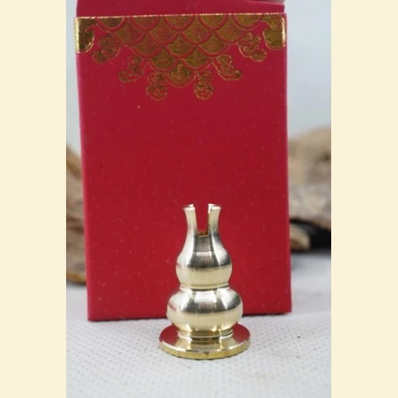 Wild Hong Kong Agarwood Gift Set (20 pieces)