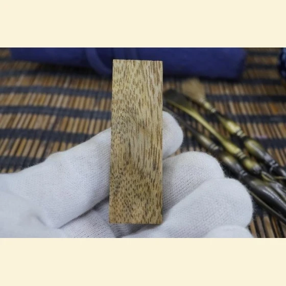 Bodhisattva's Miraculous Agarwood 4.69g (Peaceful Talisman)