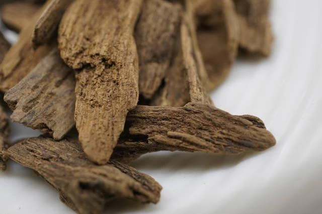 Vietnamese Hoi An agarwood / per gram