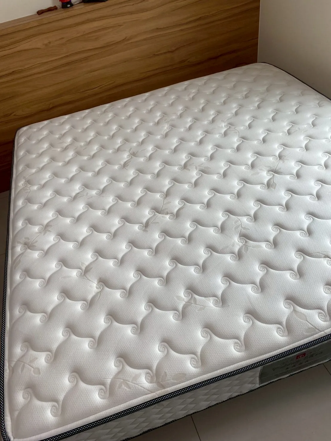 清洗床墊-台中洗床墊/西屯洗床墊