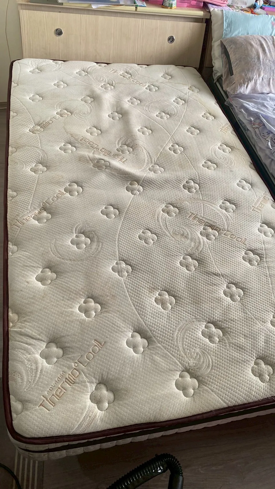 清洗床墊-台中清潔公司/西屯清潔公司