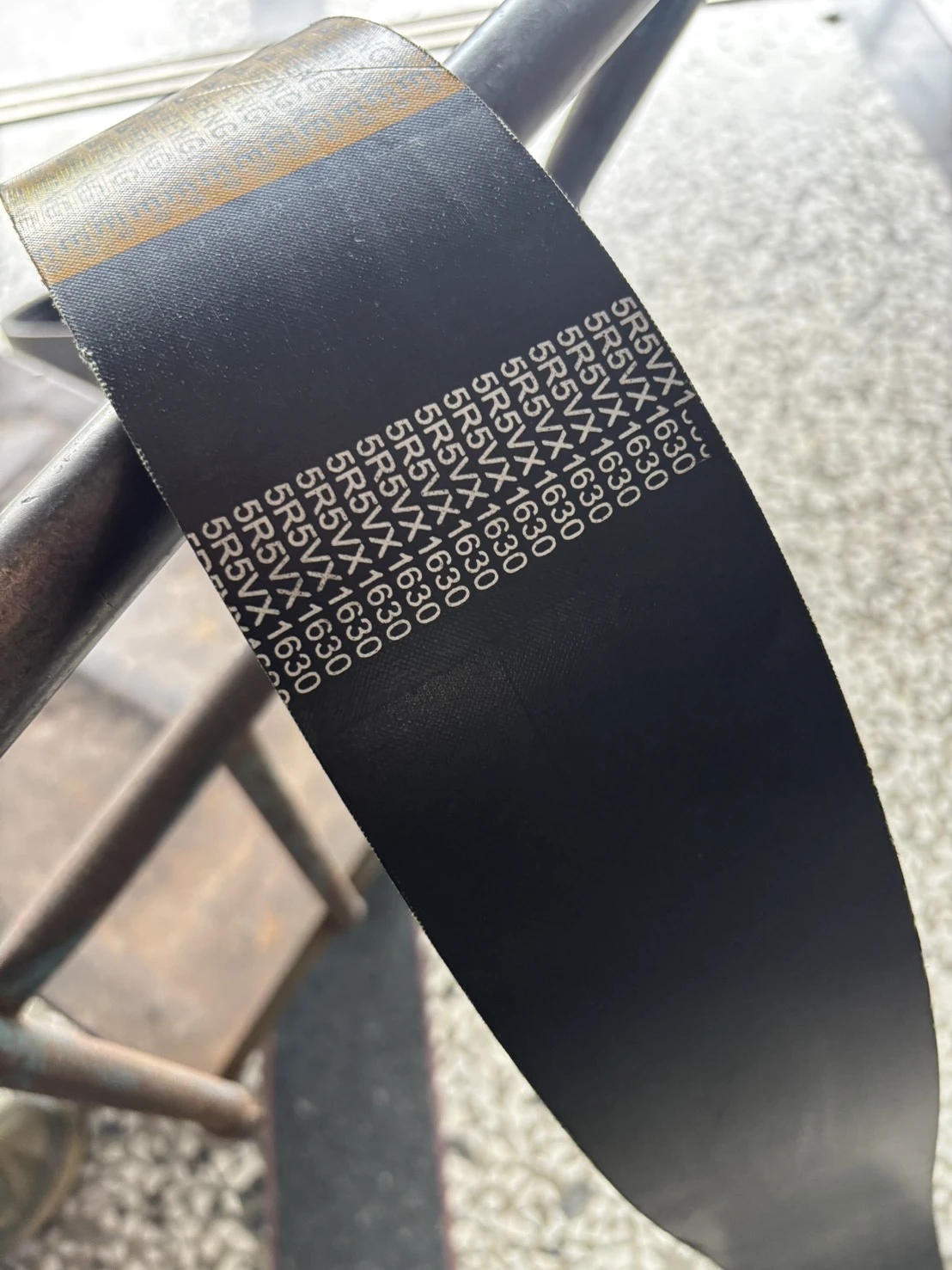 ５Ｒ５ＶＸ－１６3０