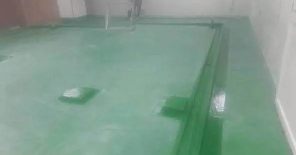 面板廠  設備機座，洩水坡度防溢堤，FRP耐酸鹼塗裝