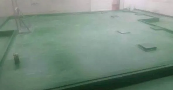 面板廠  設備機座，洩水坡度防溢堤，FRP耐酸鹼塗裝