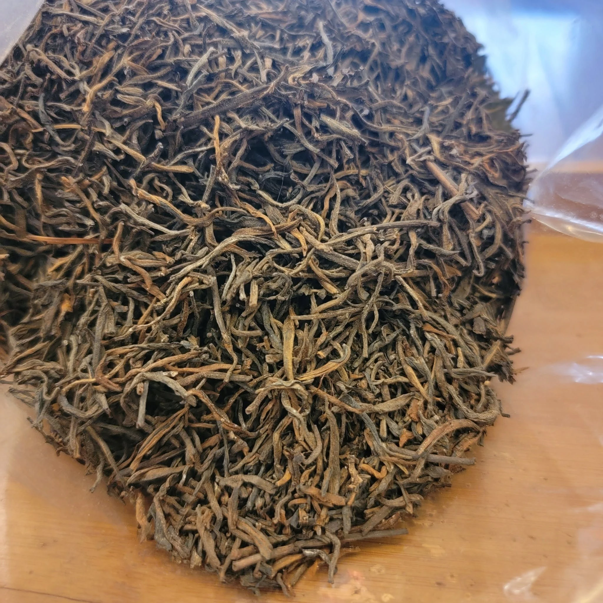 這是普洱茶的茶梗