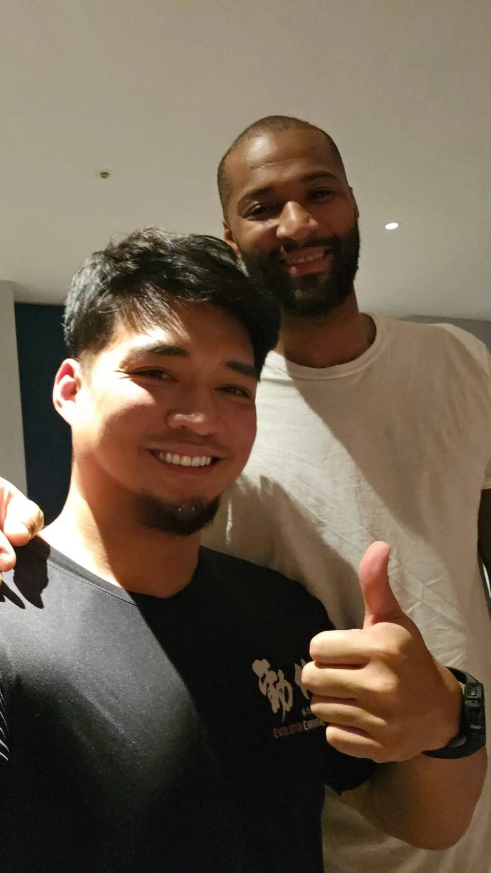很榮幸NBA球員來台灣都指名王館長調整骨骼及賽後放鬆。