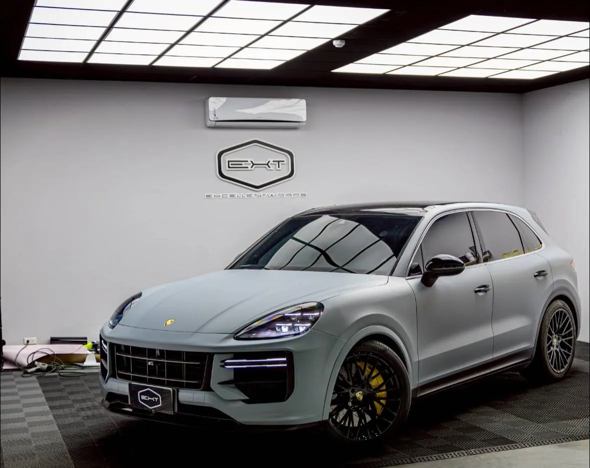 #Porsche #cayenne - 全車改色（原車色黑）