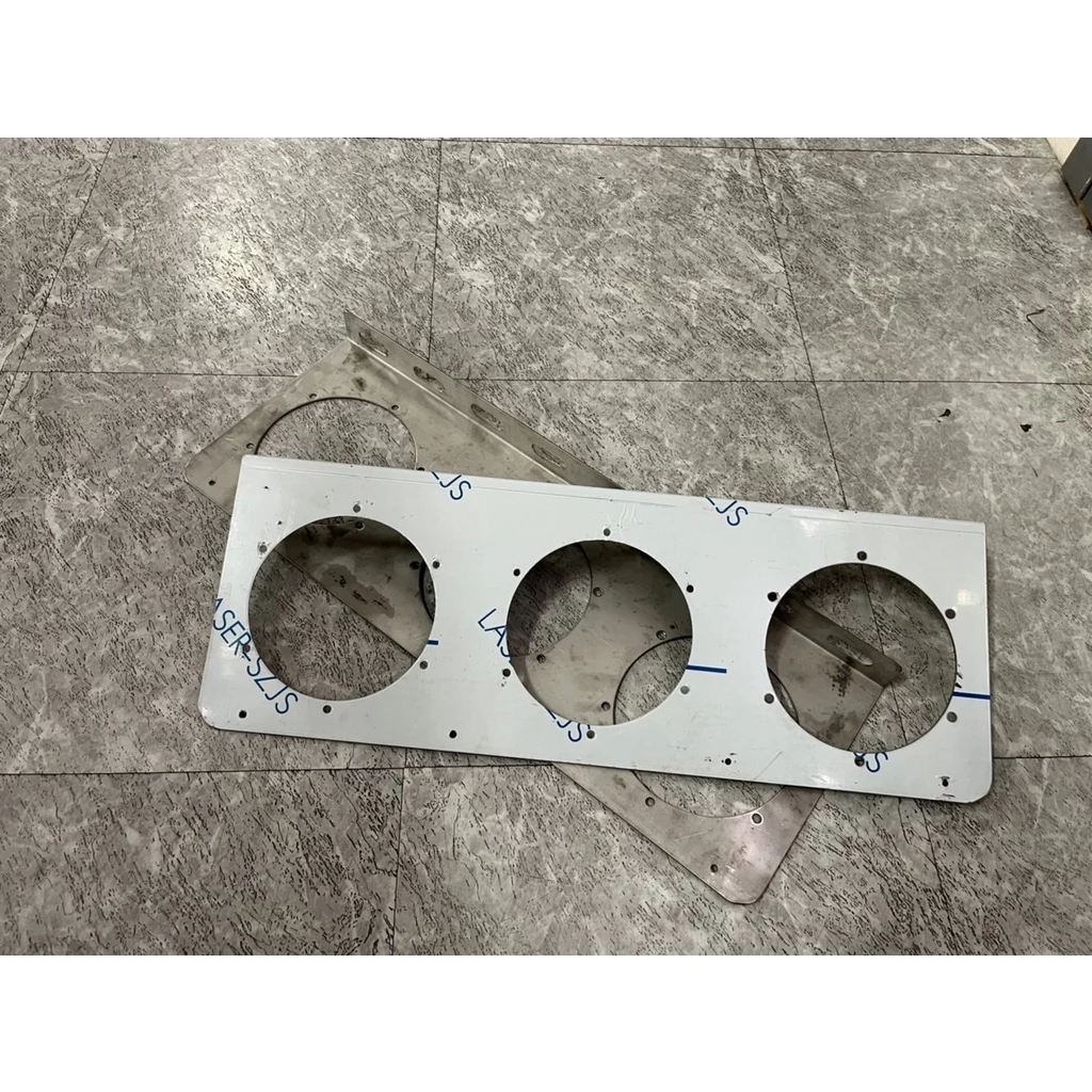 【高總裁LED 】台灣現貨 24V 不鏽鋼圈導光 雙色尾燈 4吋 防水 圓形尾燈 煞車燈 方向燈 小燈 警示燈 雙色燈