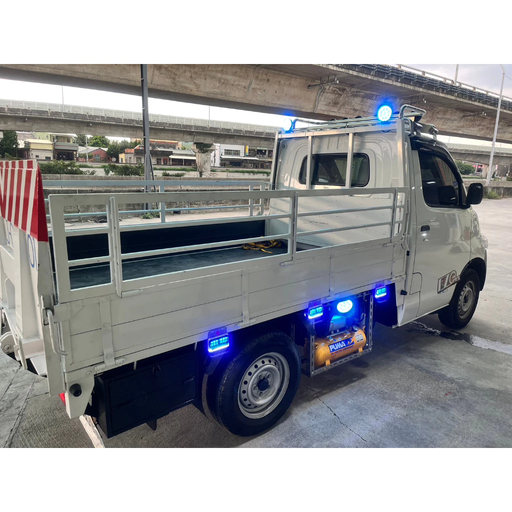 【高總裁LED 】台灣現貨 紅 藍 晶鑽高亮邊燈 防水 超亮 照地燈 小燈 流水方向 12~24V LED 照輪燈