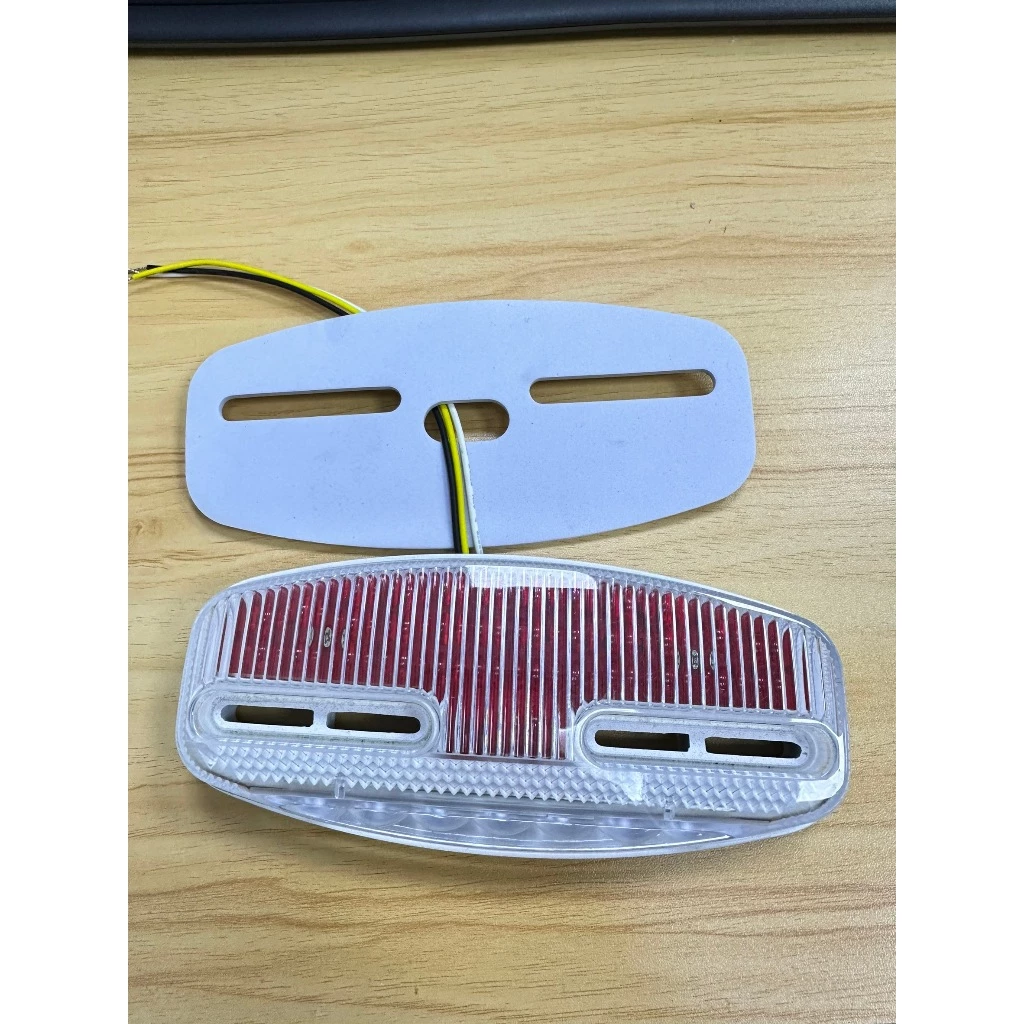 【高總裁LED 】台灣現貨 LED流光照地邊燈 跑馬燈 流水燈 24V 大邊燈 爆閃燈 警示燈 側輪燈 超亮 爆亮