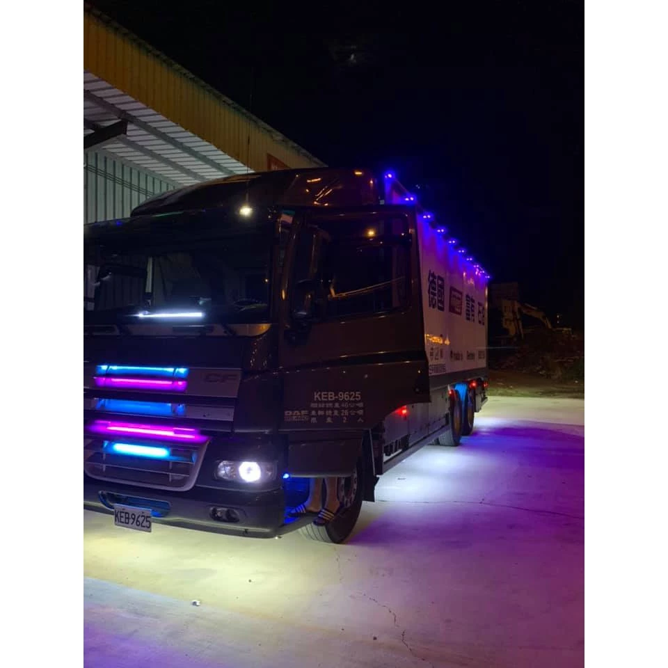 【高總裁LED 】台灣現貨LED客製化/改裝車燈/幻彩燈條硬燈條/T10燈/七彩跑馬燈單色燈粉紫冰藍 氣氛燈