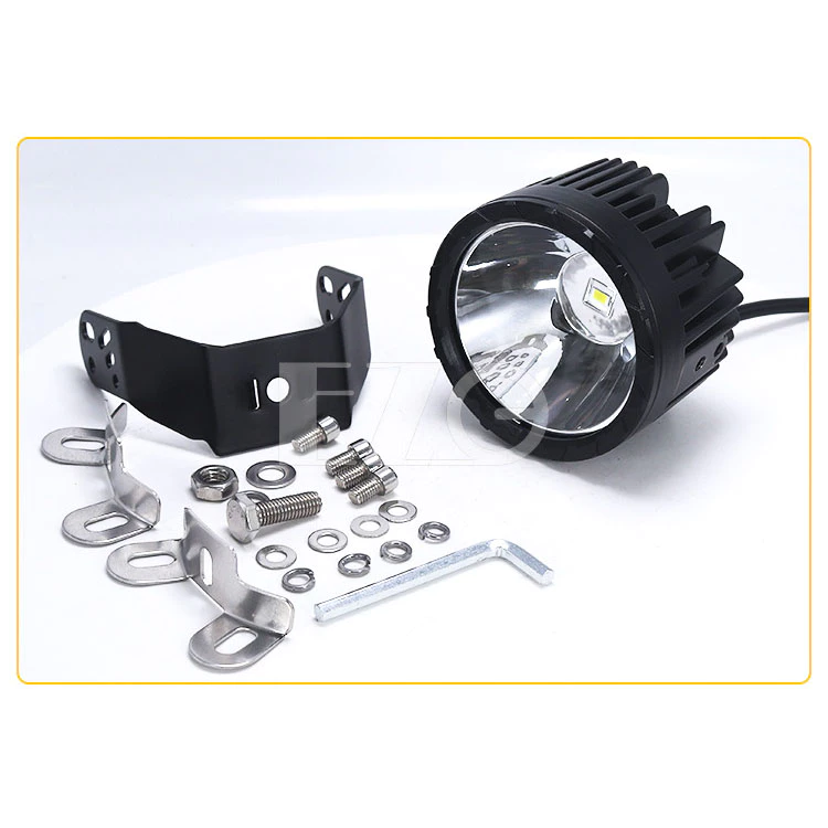 【高總裁LED 】台灣現貨 30W 單珠聚光燈 防水 高亮 射燈 霧燈 12~24V 前杠燈 前大燈 照明燈 工作燈