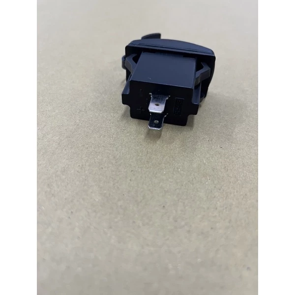 【高總裁LED】台灣現貨 雙USB插座 車用改裝 高總裁LED