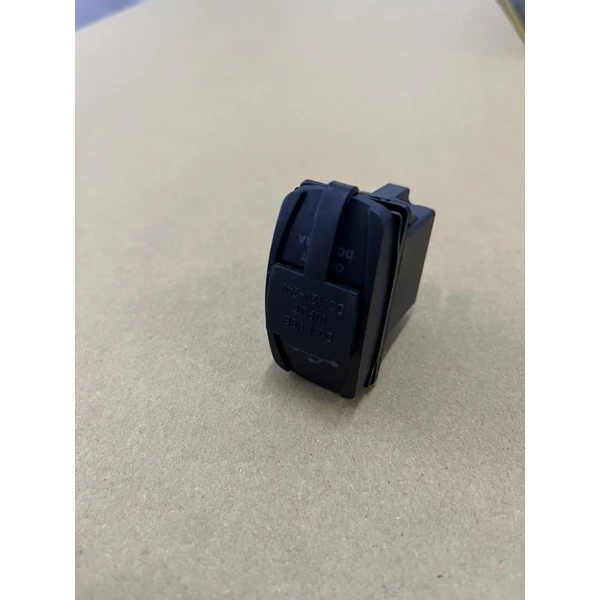 【高總裁LED】台灣現貨 雙USB插座 車用改裝 高總裁LED