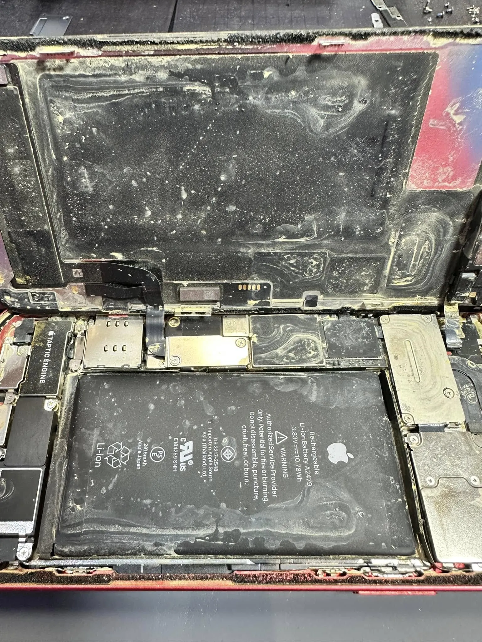 二手機電池膨脹更換清理