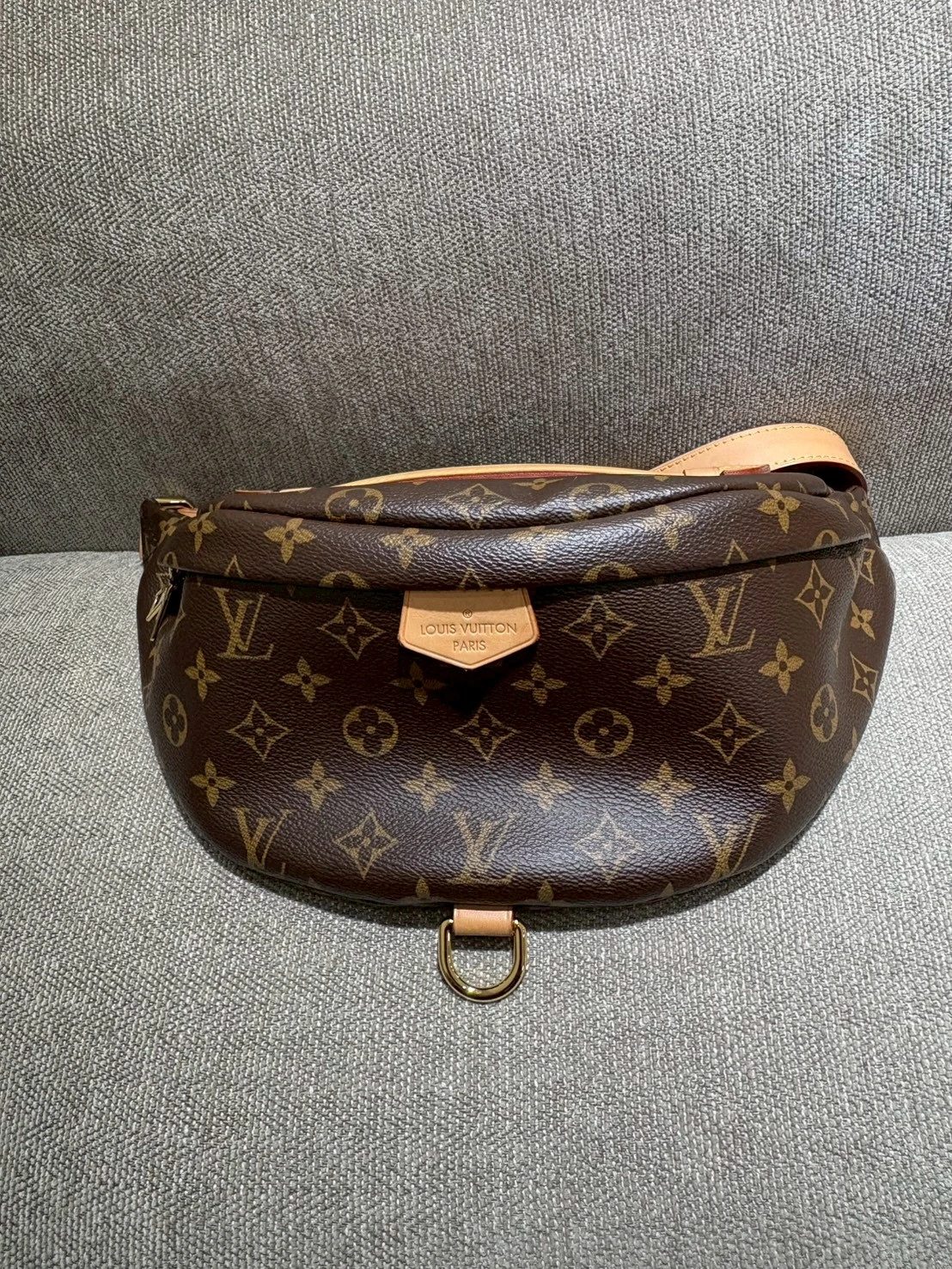 Louis Vuitton Monogram 胸包  晶片款