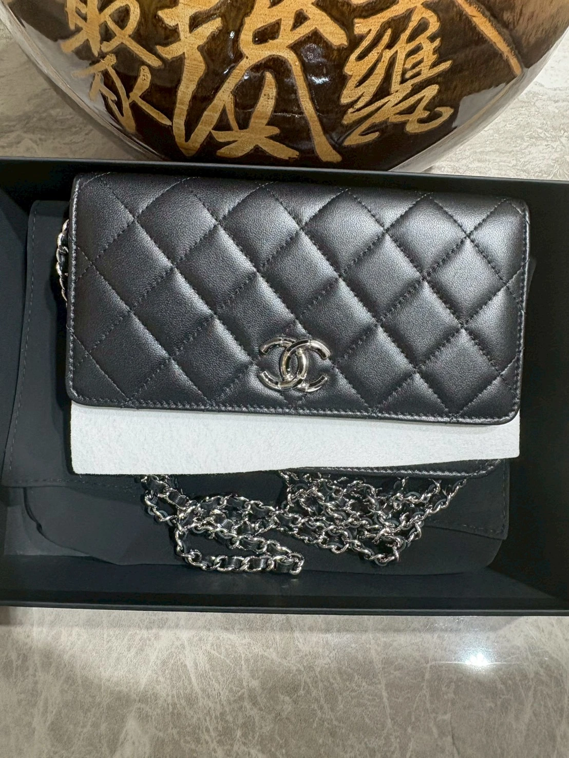 CHANEL   WOC - 黑銀雙C鏈帶包