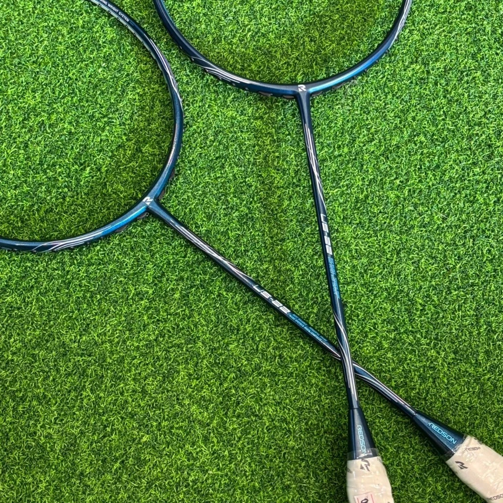 〔飛迅羽球仁德館〕Redson Shape US-22 碳纖維羽球拍 消光 亮面