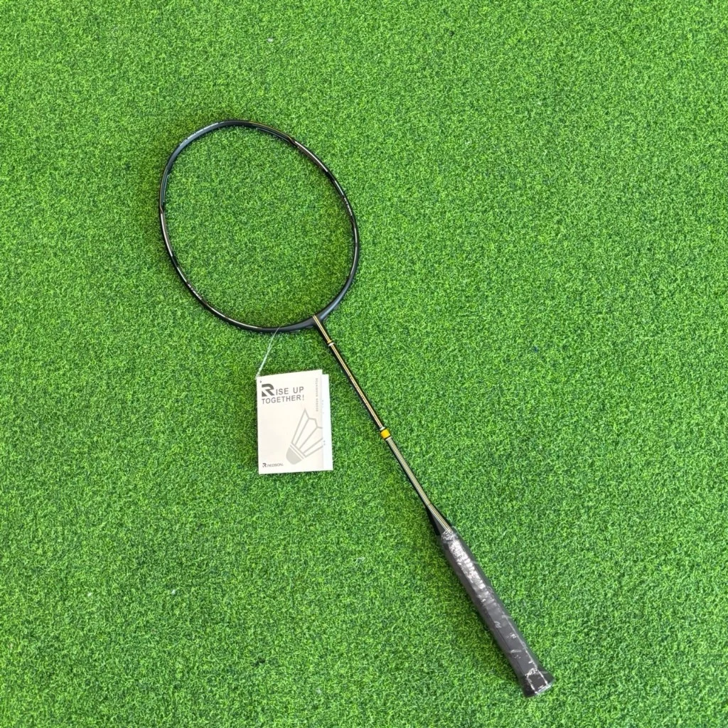 〔飛迅羽球仁德館〕Redson AT-250碳纖維羽球拍 玄綠