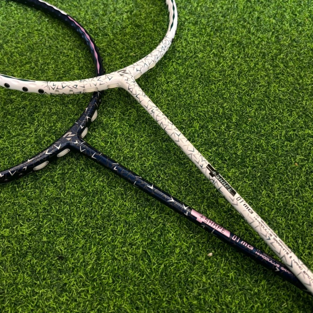 〔飛迅羽球仁德館〕Redson Shape01 MG碳纖維羽球拍