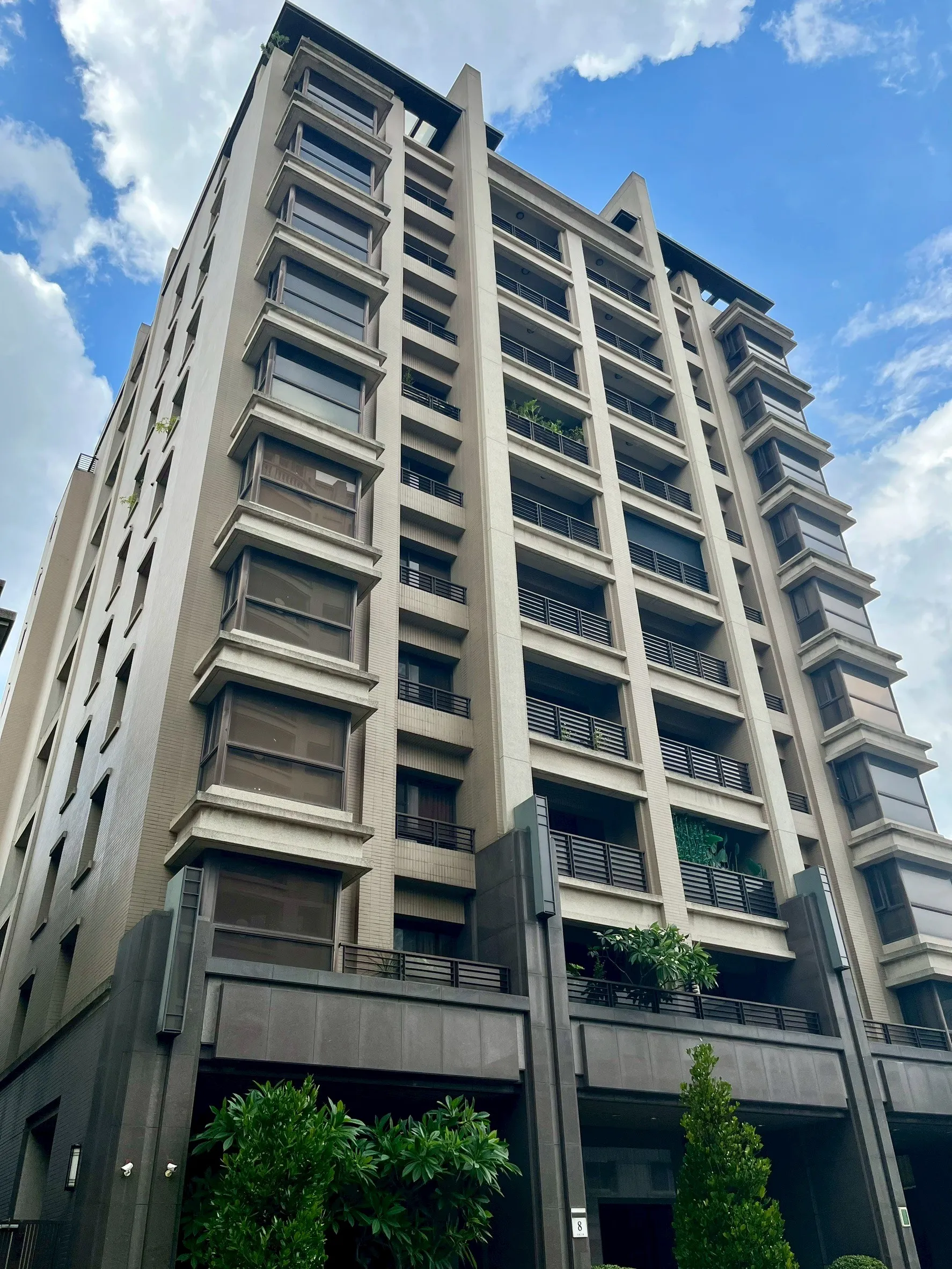 總太品精誠二期｜台中｜優質建案｜優質社區｜五期買房｜五期賣房