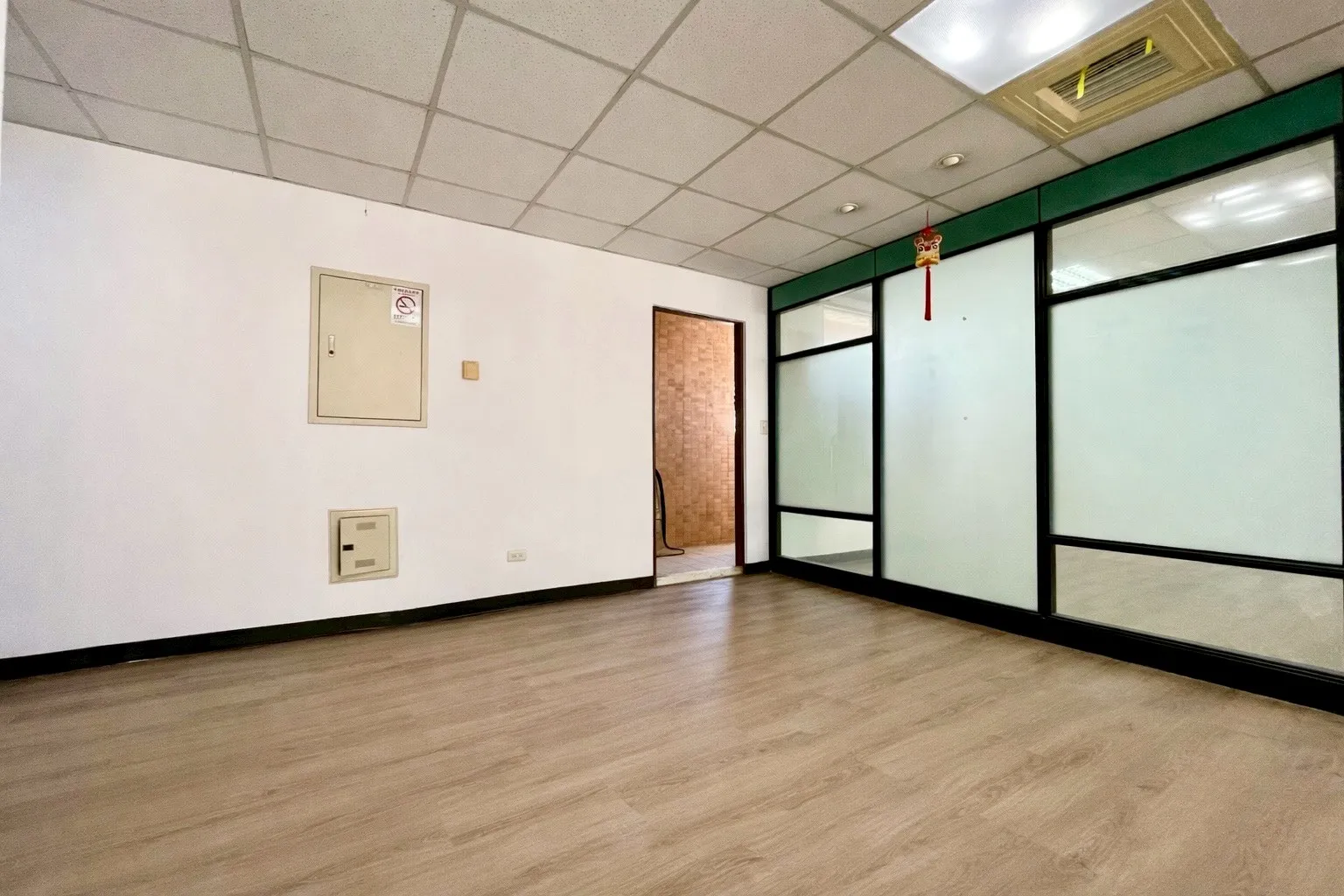 台中|北區|龍邦財經|辦公室|商辦|1798萬 龍邦財經|台中商辦|北區商辦|買商辦|北區辦公室|買辦公室|投資置產|商辦投資