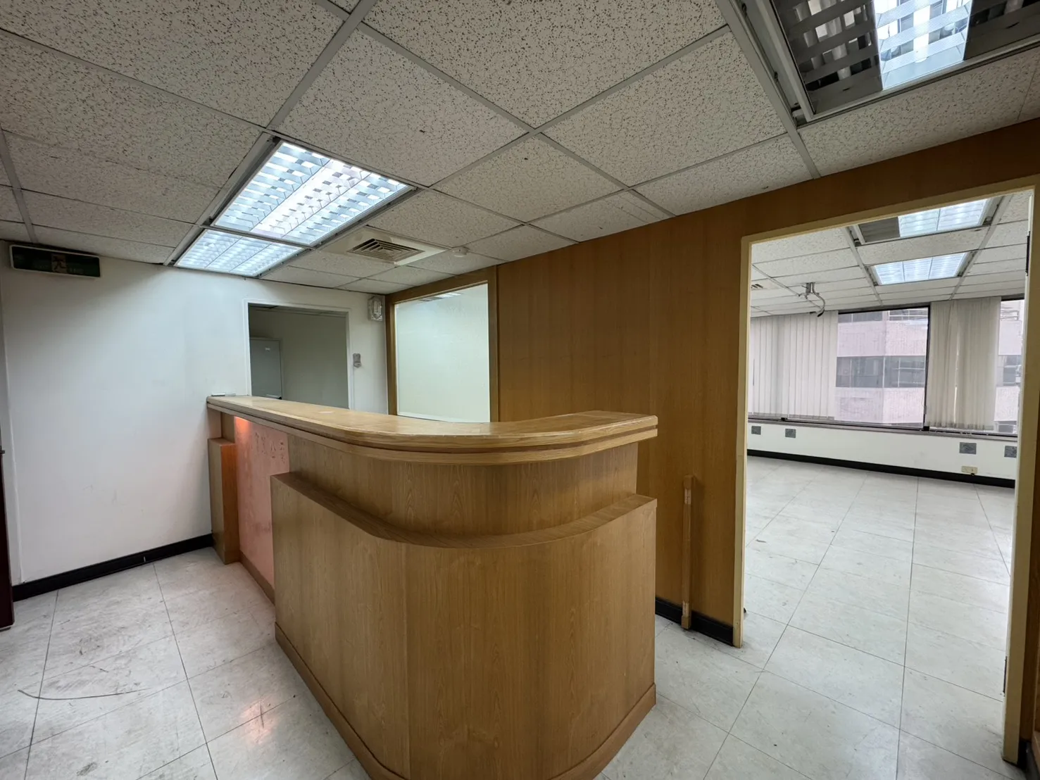 國產都心|台中|北區|商辦出售|辦公室出售|商辦推薦|700萬    台中商辦｜北區商辦｜台中買商辦｜北區辦公室｜買辦公室｜台中買辦公室｜投資置產｜商辦投資｜微型商辦