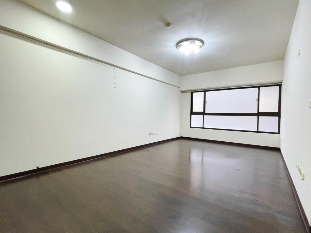 ★勇建光翼西屯三房雙平車★專任|2188萬 勇建光翼|台中西屯區|西屯區買房|西屯區賣房|三房平車|西屯三房|首購買房|