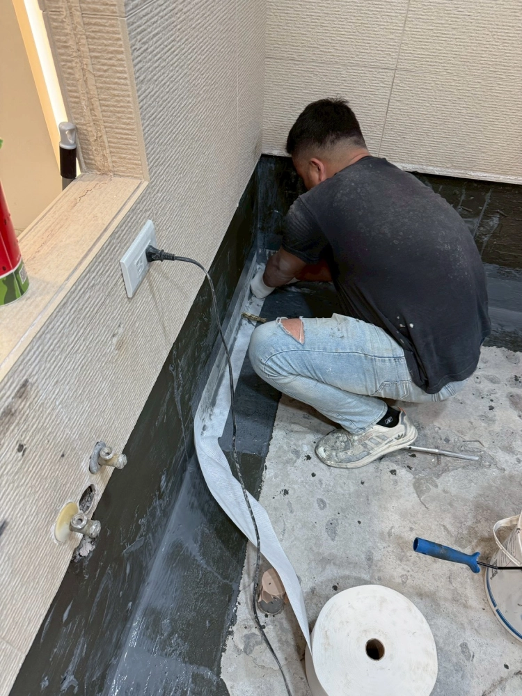 台中北區｜衛浴地面角偶、防水施工｜台中廁所防水處理｜太平廁所防水處理