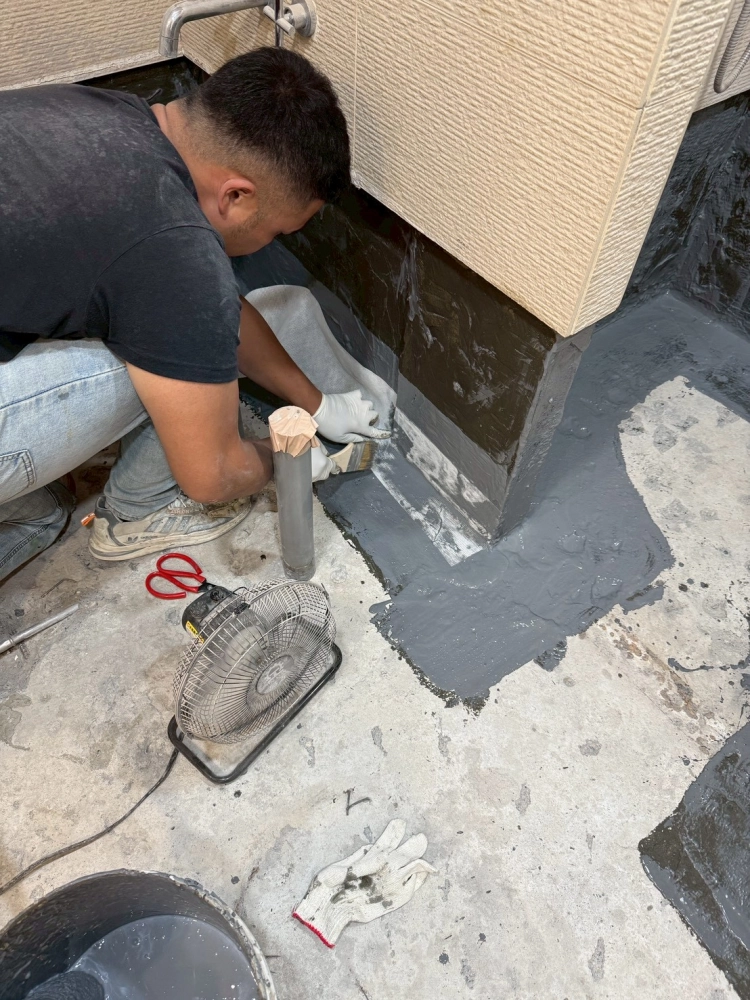 台中北區｜衛浴地面角偶、防水施工｜台中廁所防水處理｜太平廁所防水處理