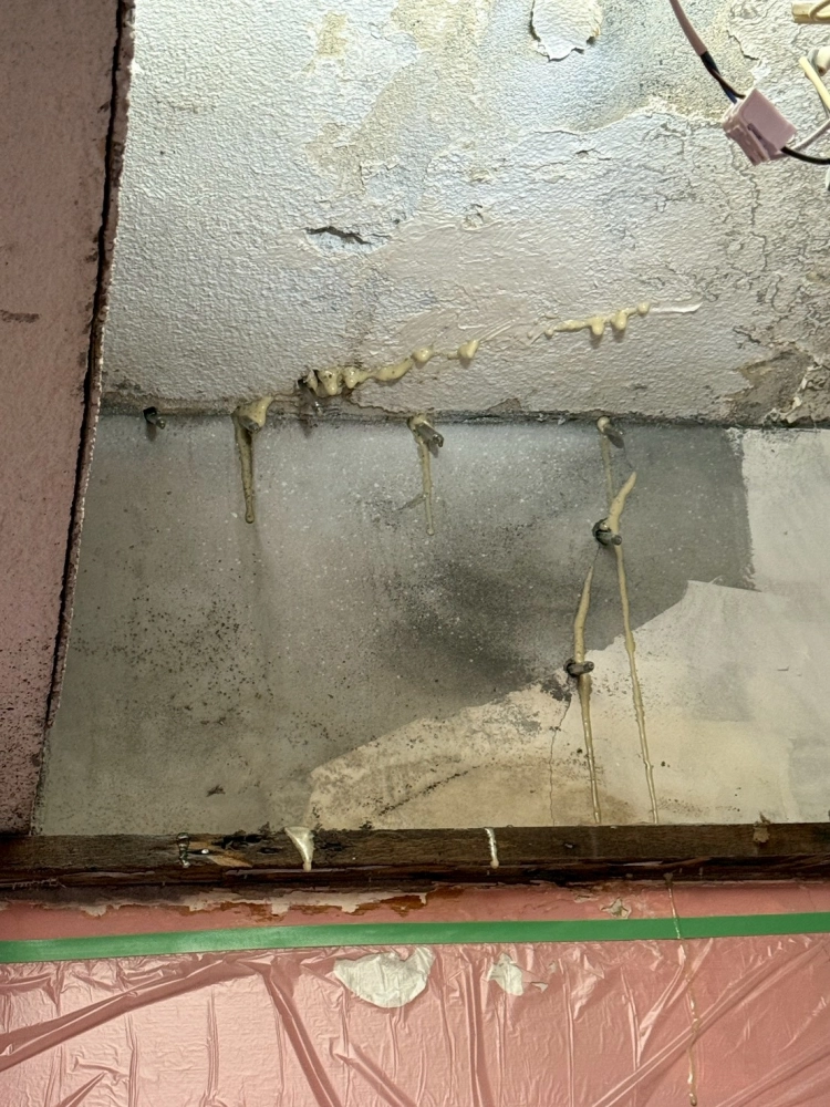 台中西區｜天花板、牆面，高壓灌注止漏｜台中天花板漏水處理｜太平天花板漏水處理