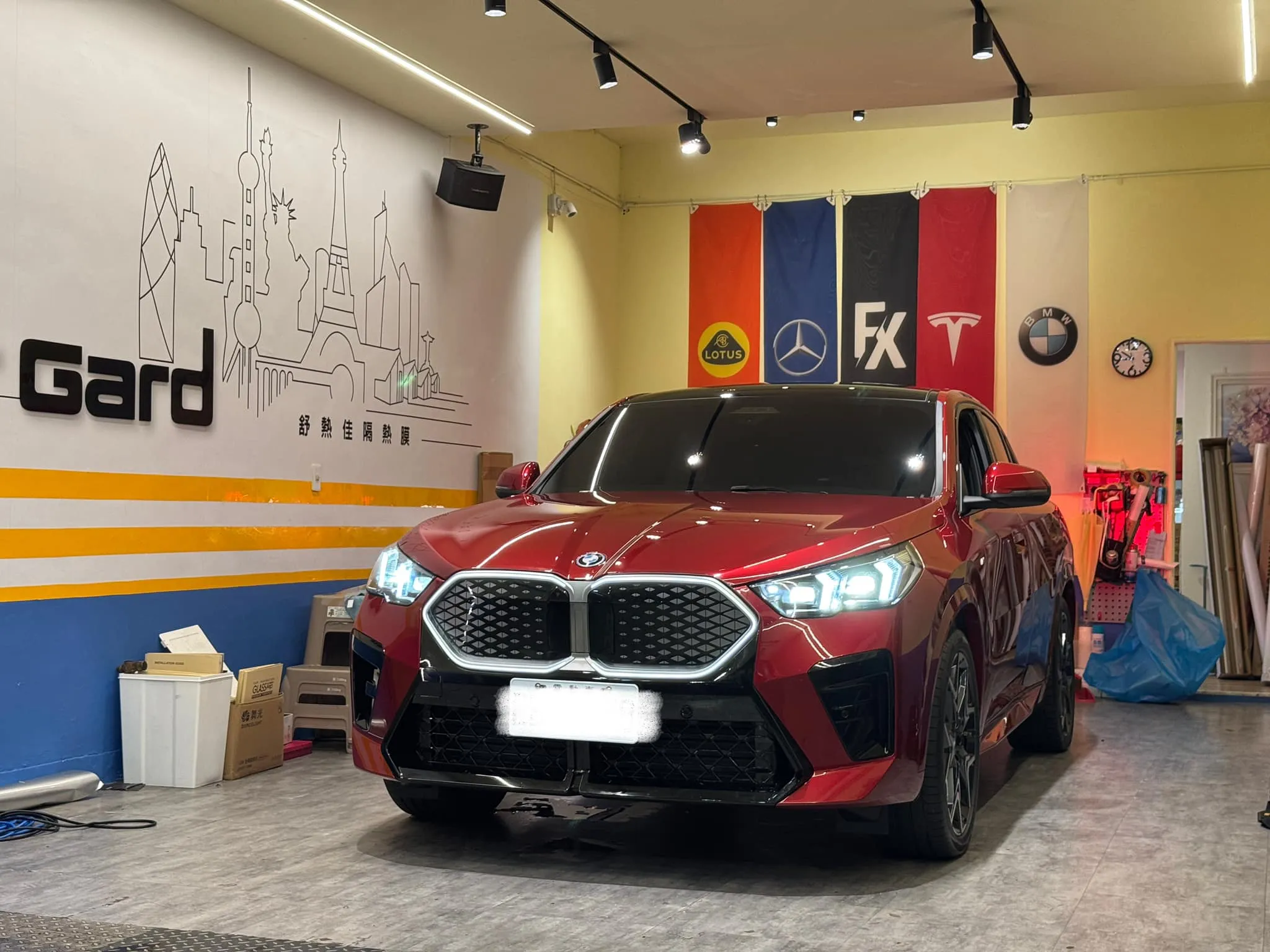 純電斜背休旅！ BMW iX2