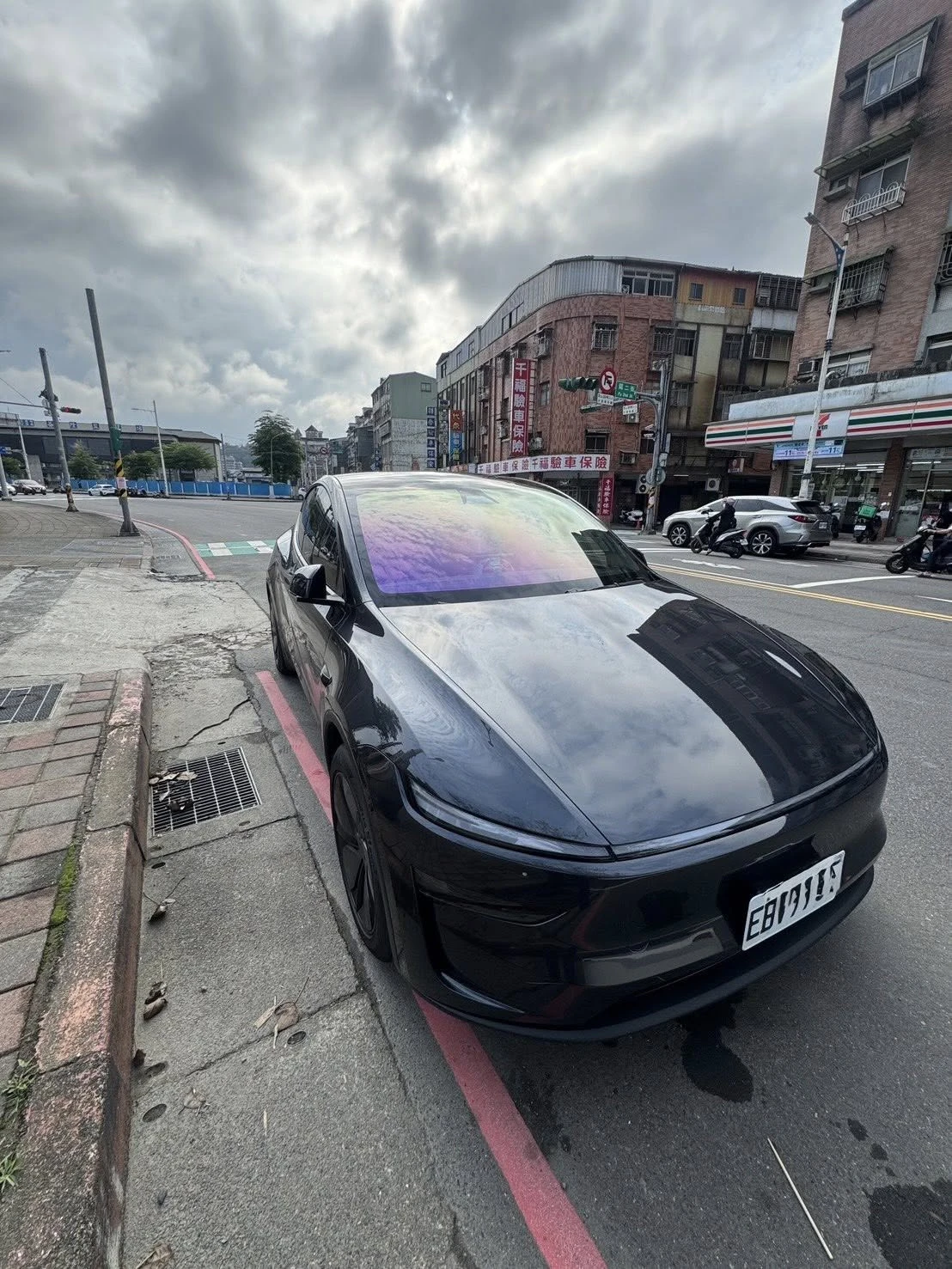炫彩紫黃反射新紙上市！！【台北汽車包膜】【台北車體包膜】