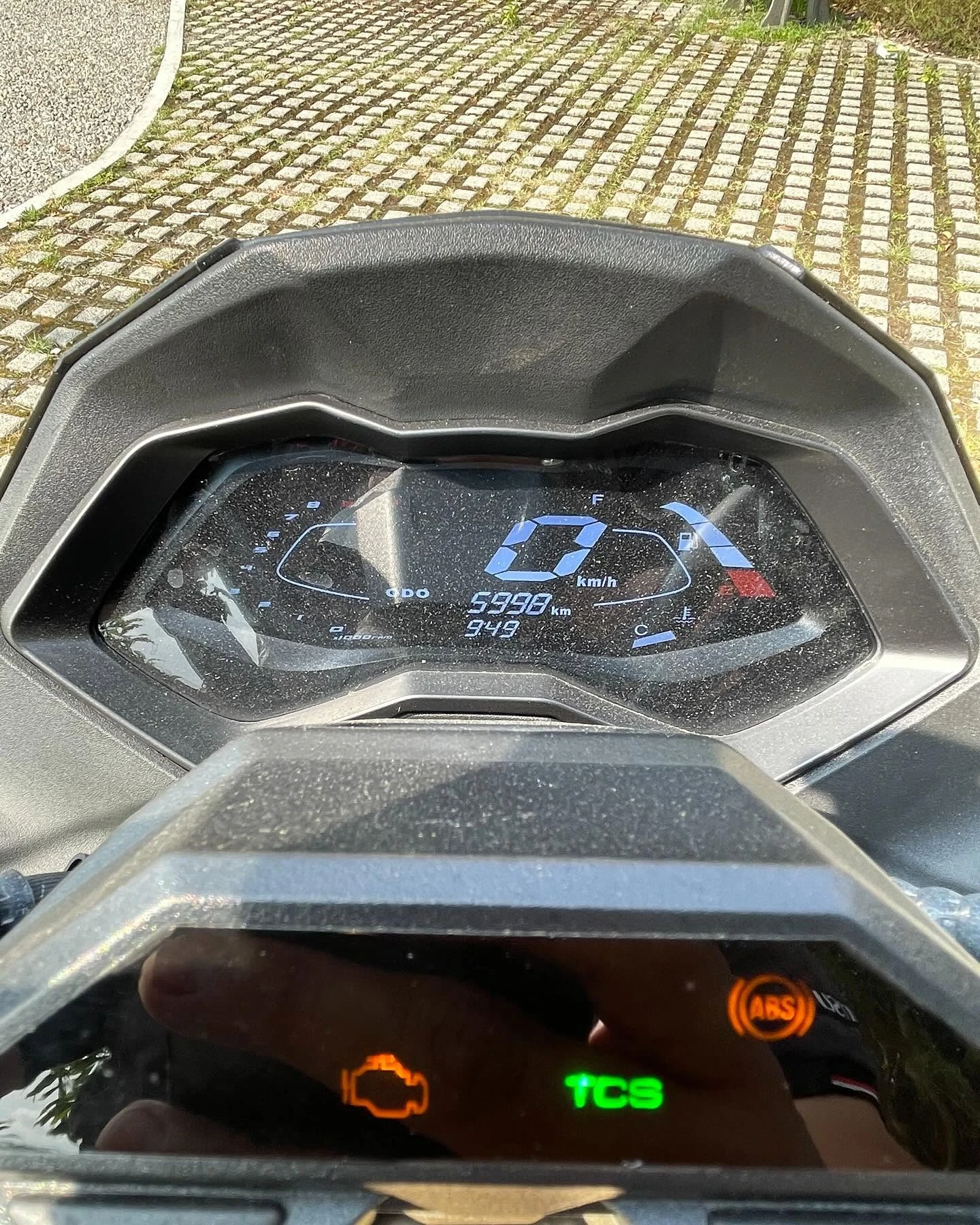 光陽 Krv180 Moto 鏈條 TCS.ABS 免鑰匙