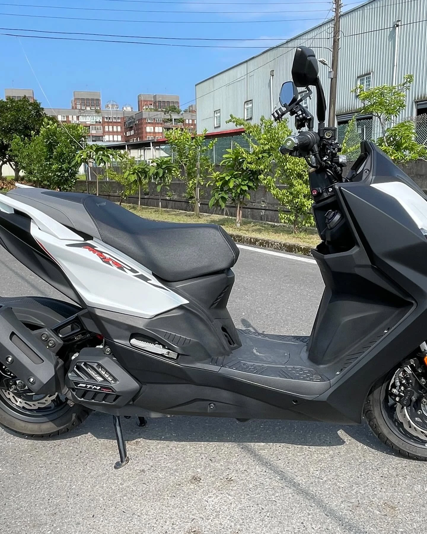 光陽 Krv180 Moto 鏈條 TCS.ABS 免鑰匙