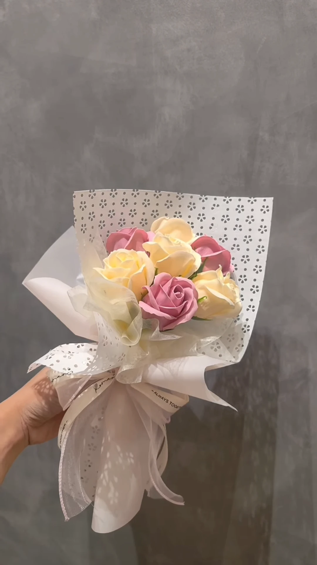 客製化花束【高雄客製化花禮】【苓雅區花束設計】