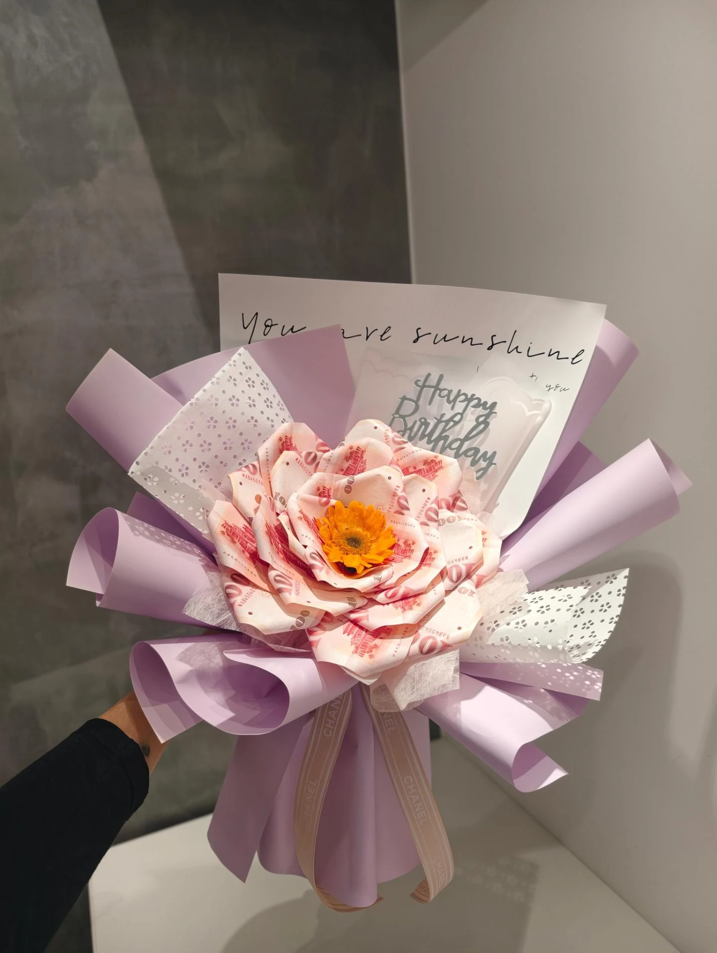 鈔票永生向日葵【高雄永生花訂製】【苓雅區花店】